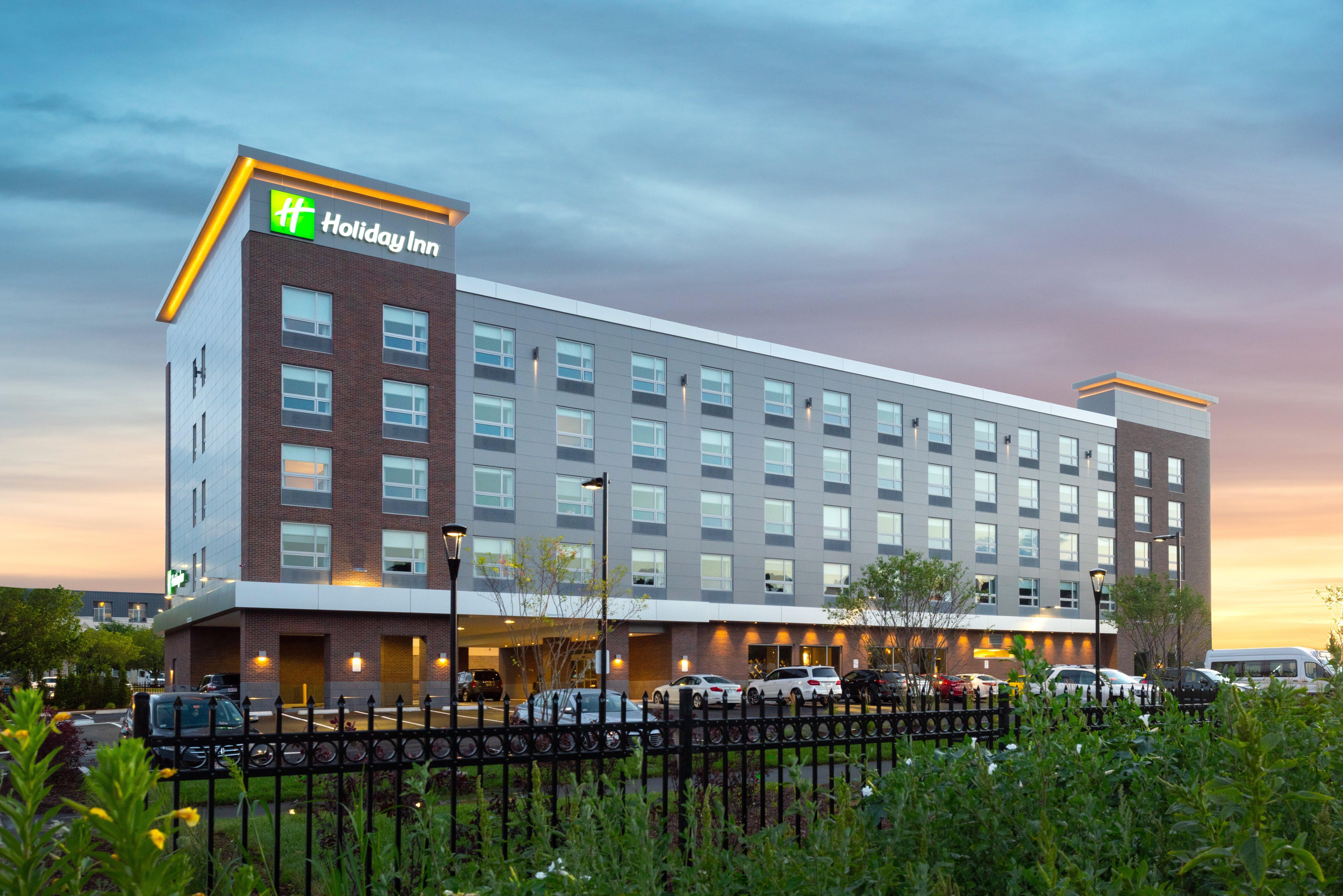 Holiday Inn Boston Logan Airport - Chelsea By Ihg Eksteriør billede