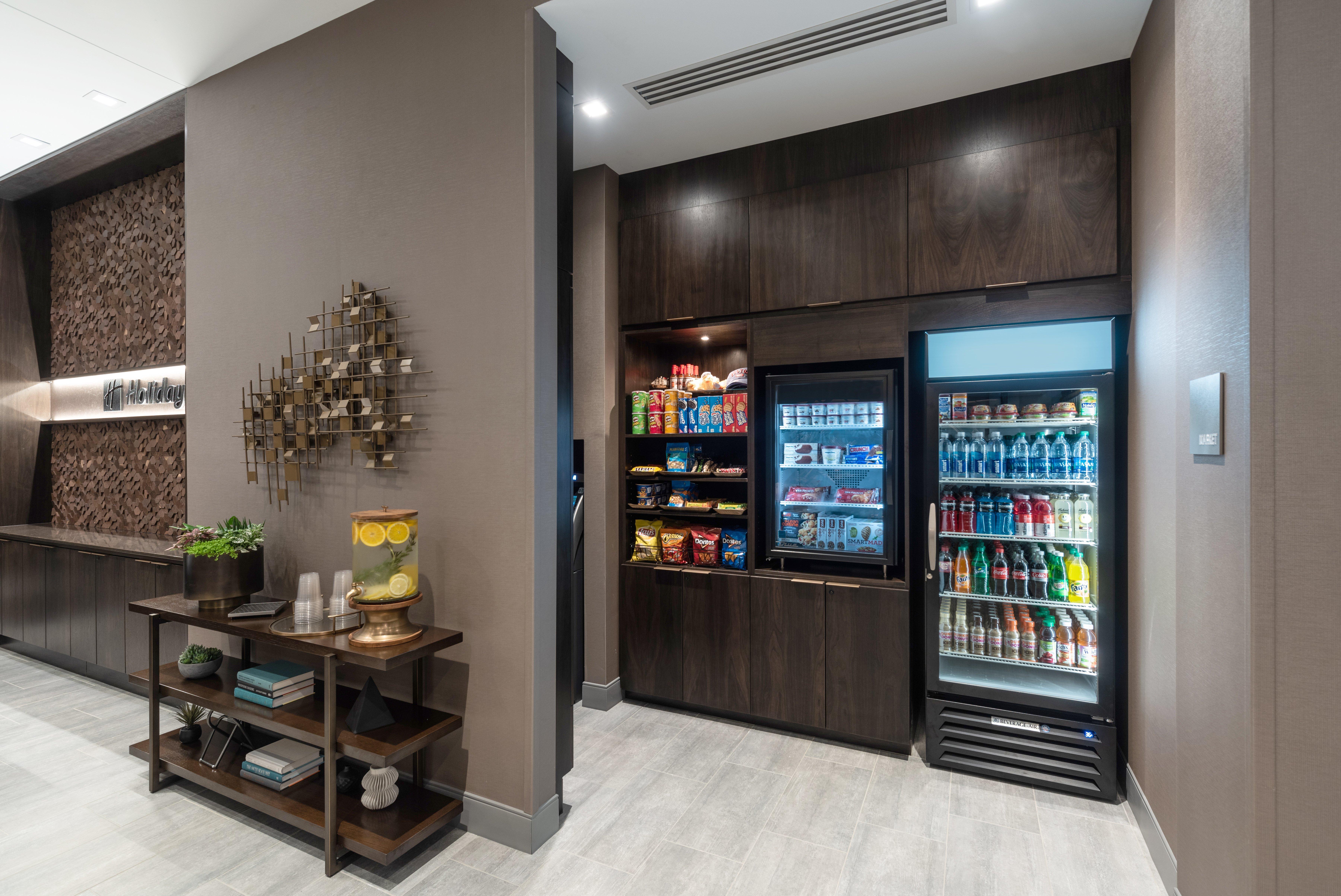 Holiday Inn Boston Logan Airport - Chelsea By Ihg Eksteriør billede